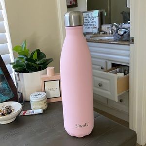 Large swell bottle